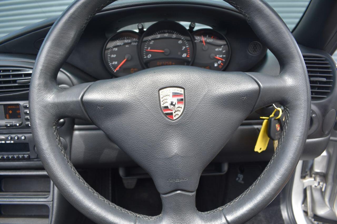 Porsche Boxster view 31