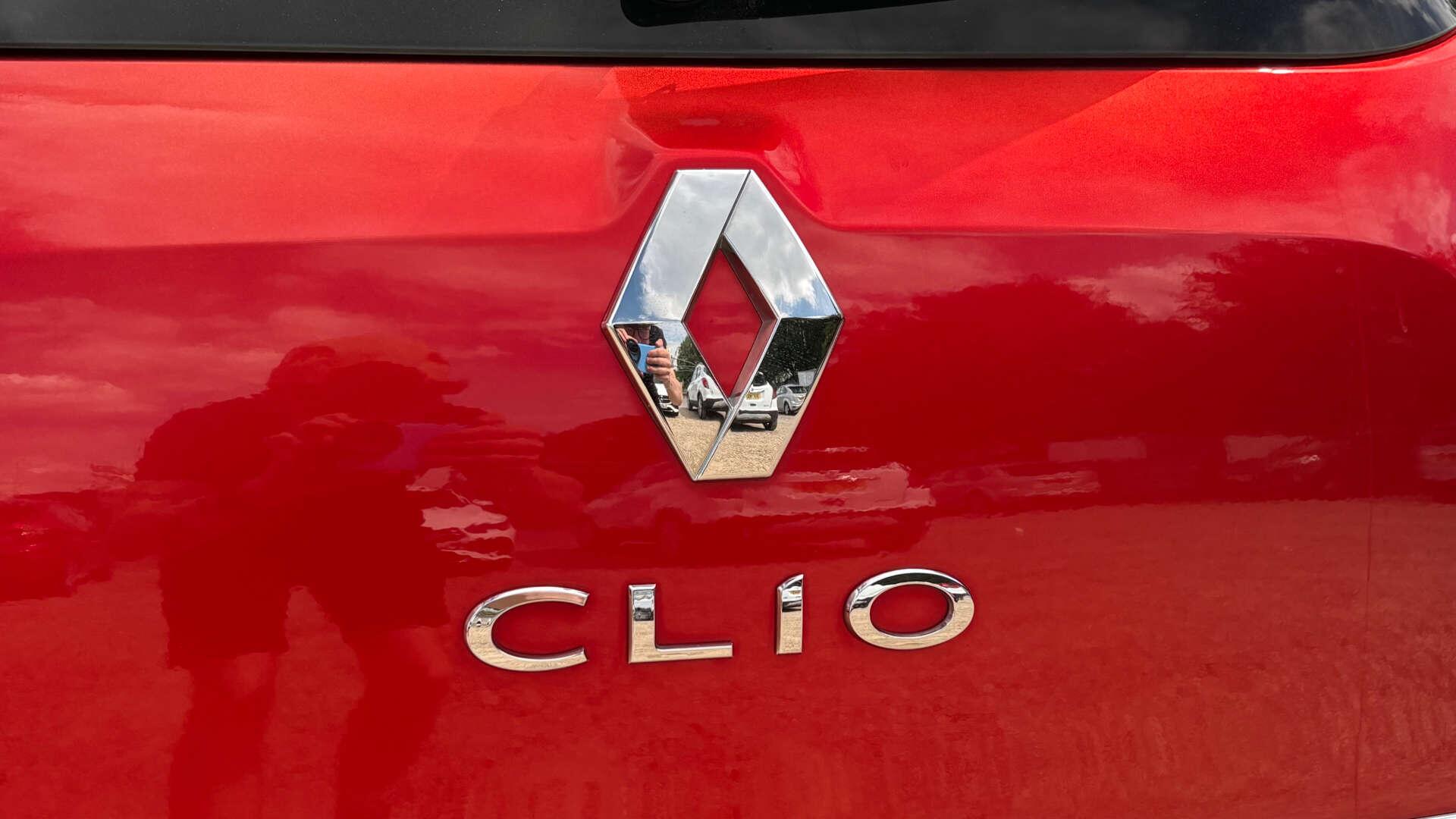 Renault Clio view 43