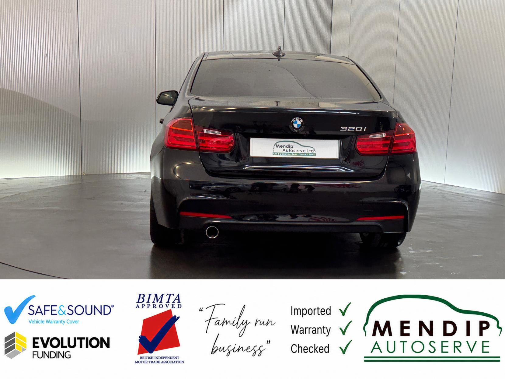 BMW 3 Series view 16