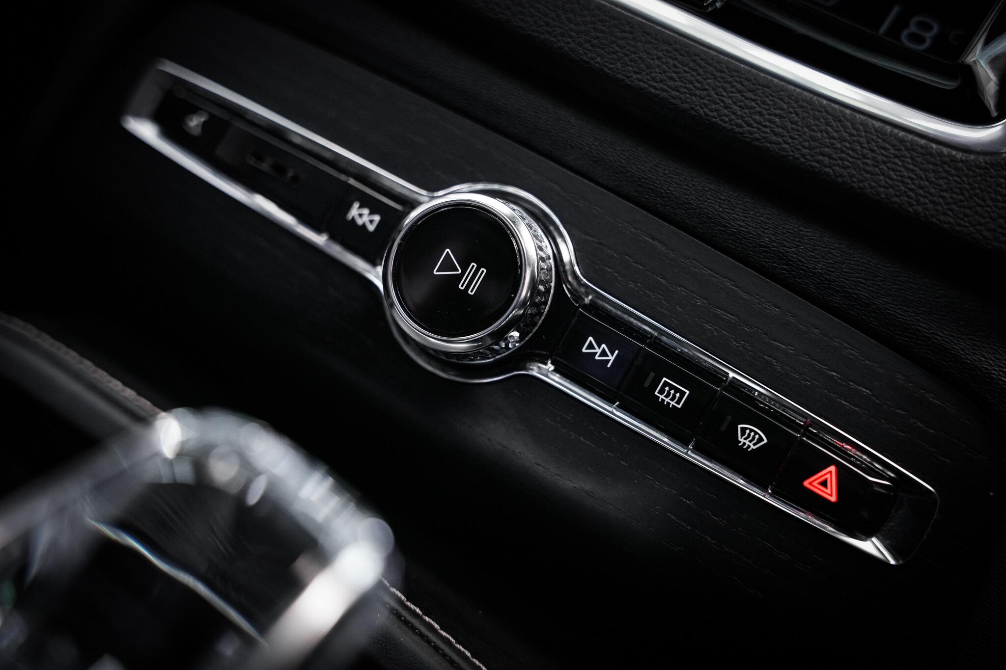 Volvo XC90 view 46