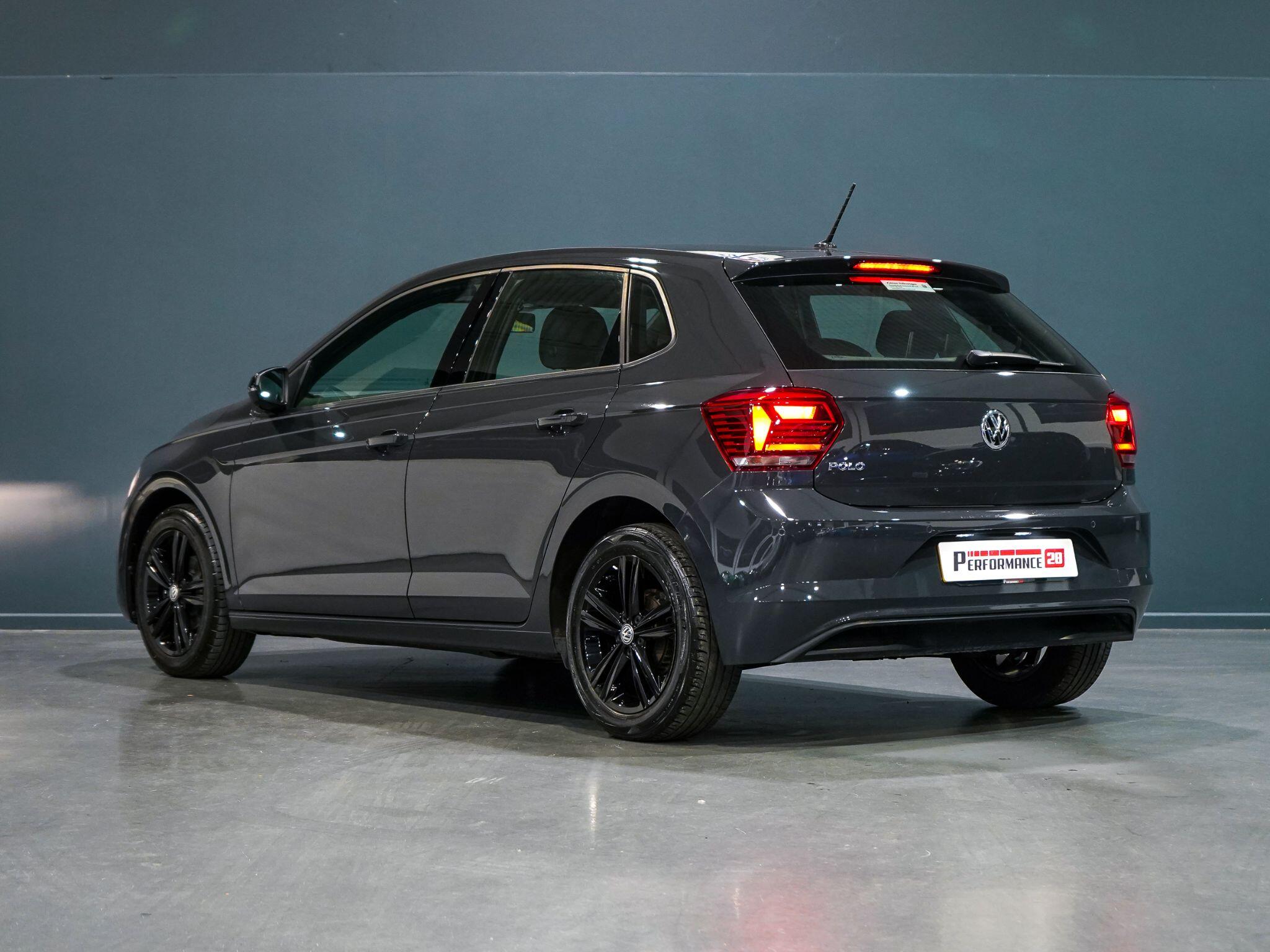 Volkswagen Polo view 7