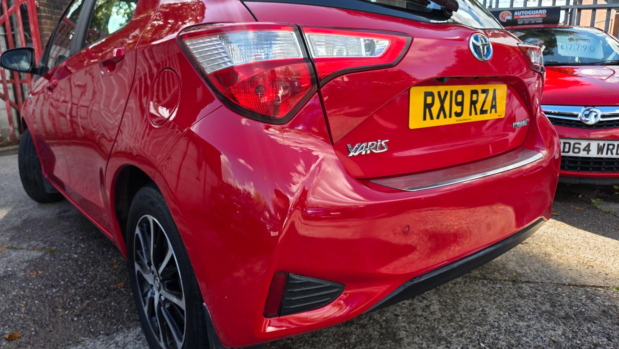 Toyota Yaris view 9