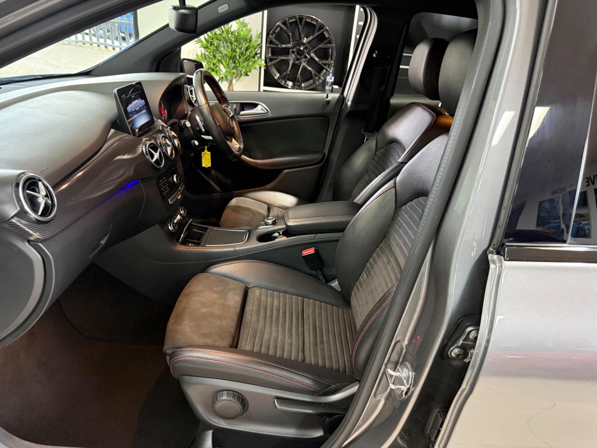 Mercedes-Benz B-Class view 30
