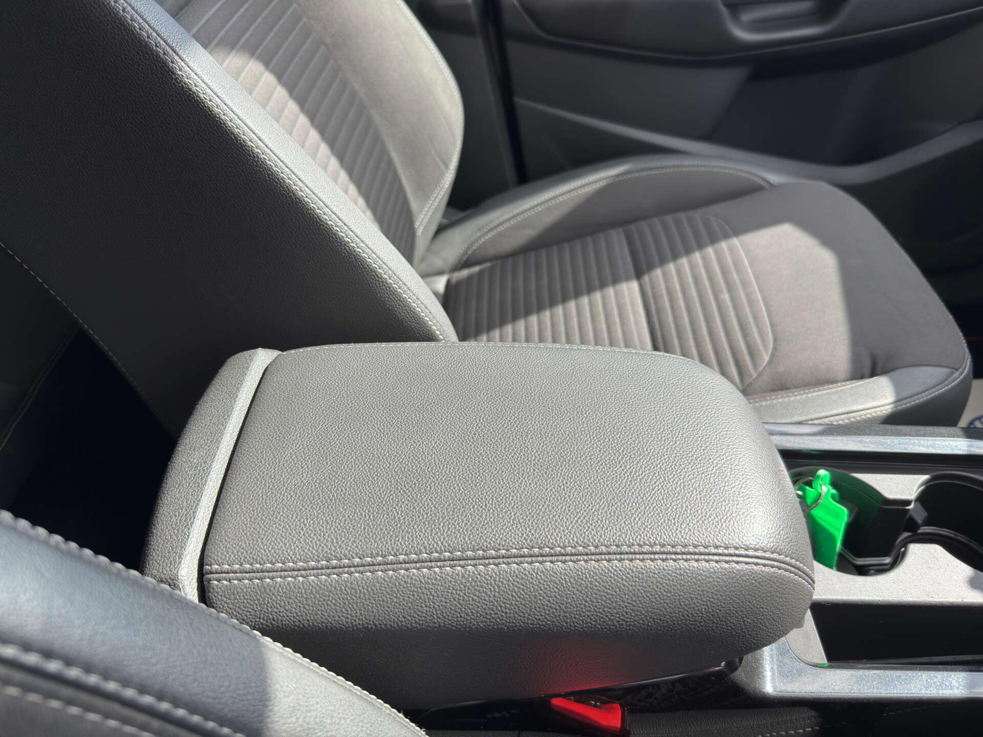 Ford Kuga view 57