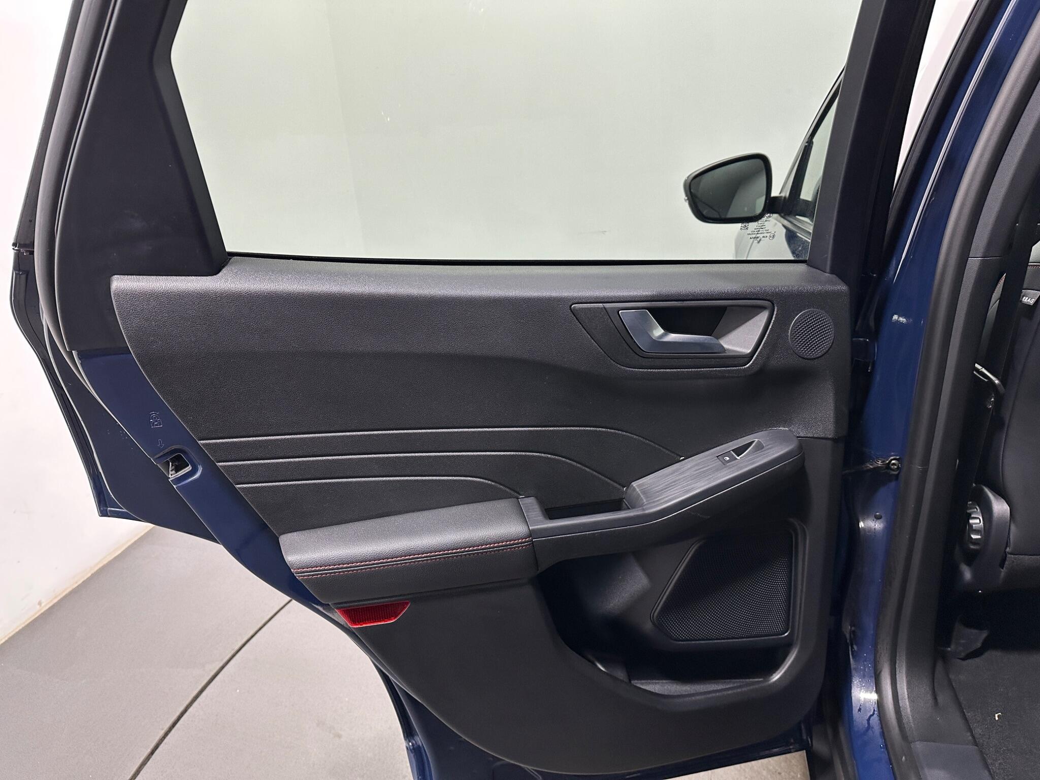 Ford Kuga view 41