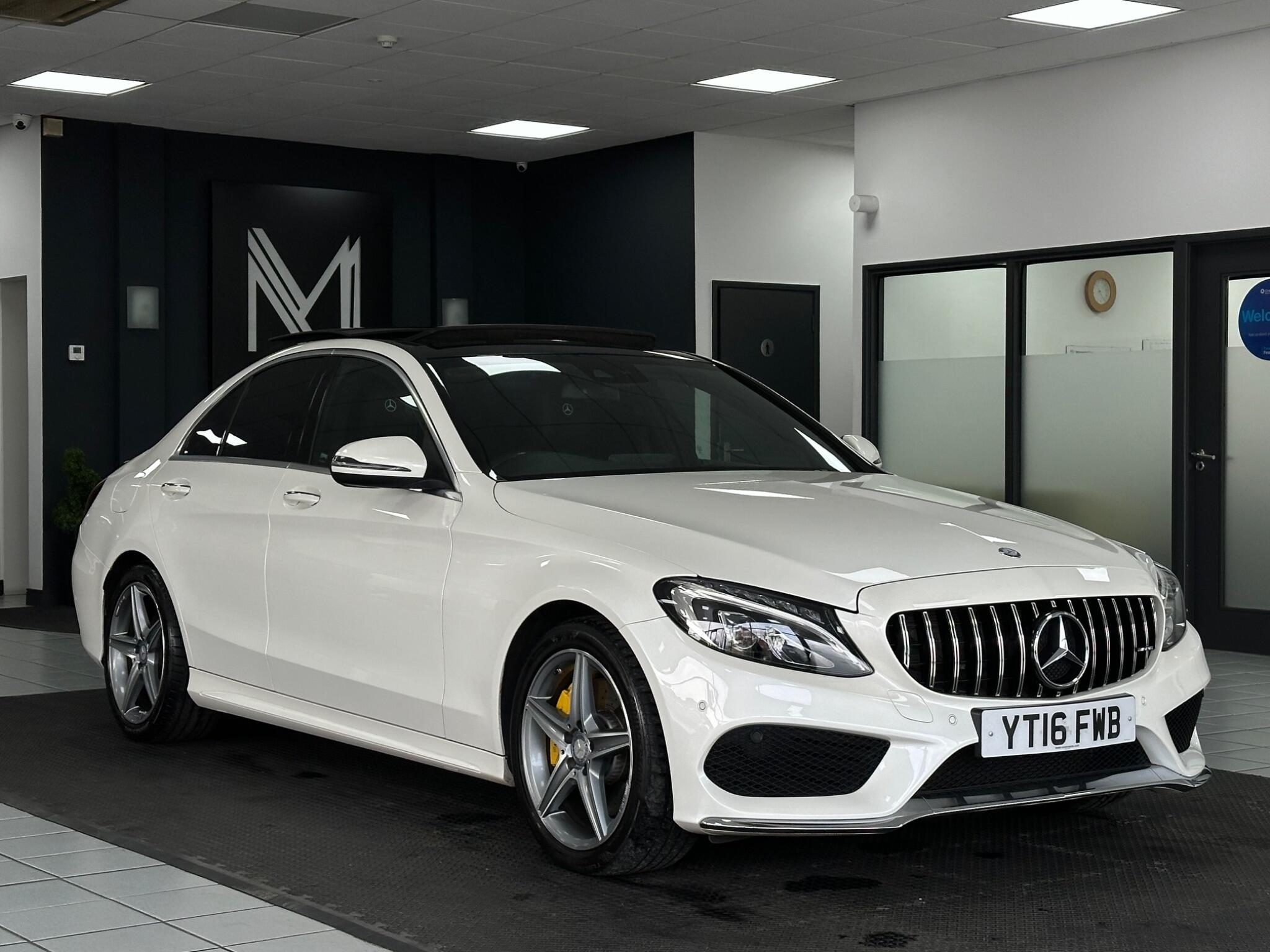 Mercedes-Benz C Class view 3