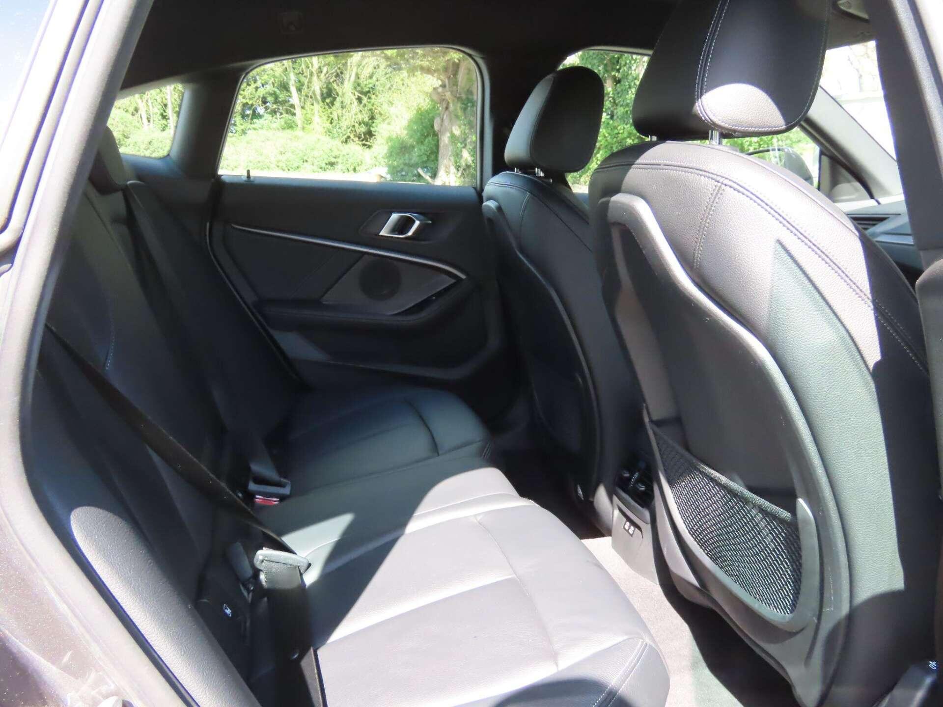 BMW 2 Series view 10