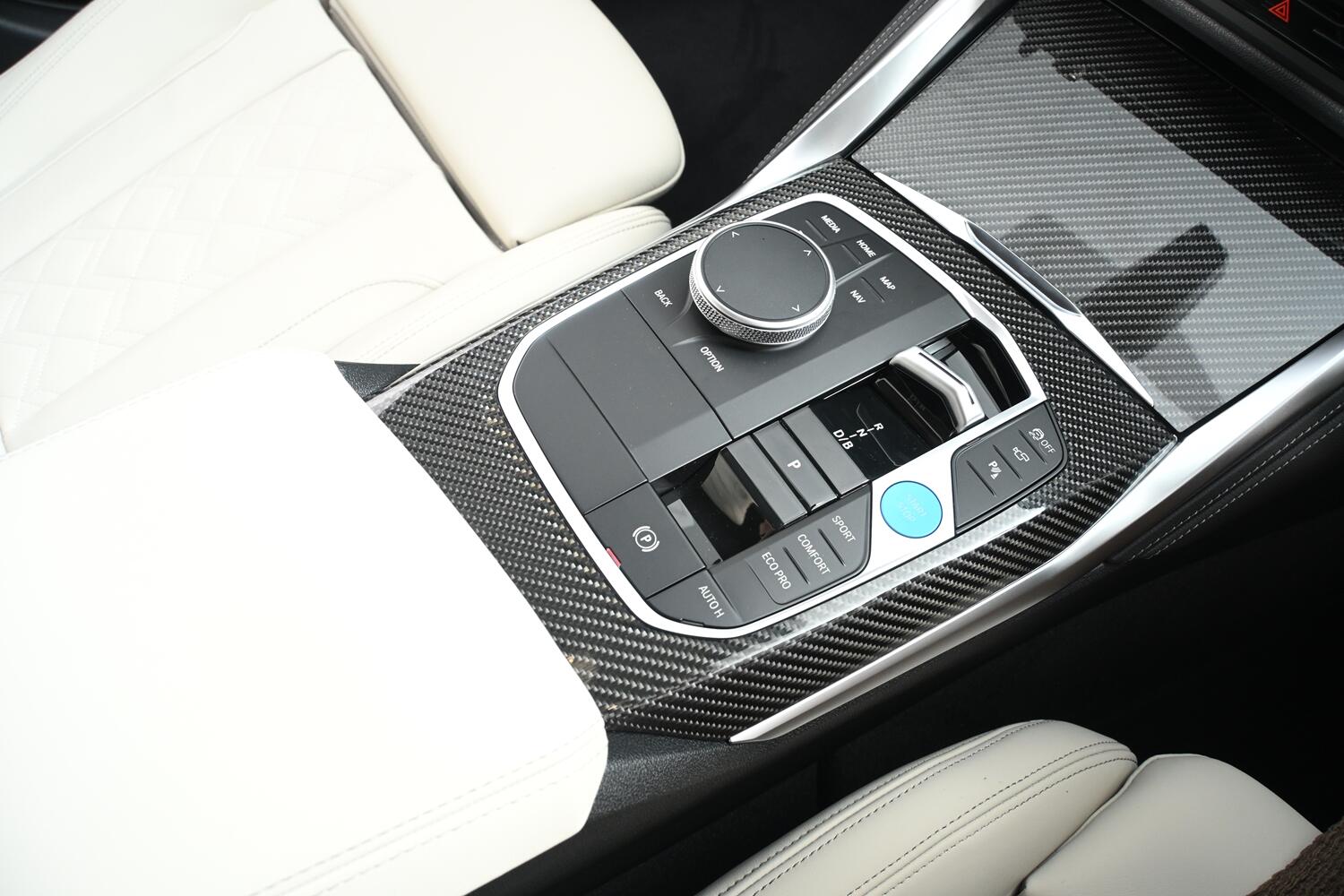 BMW I4 view 10