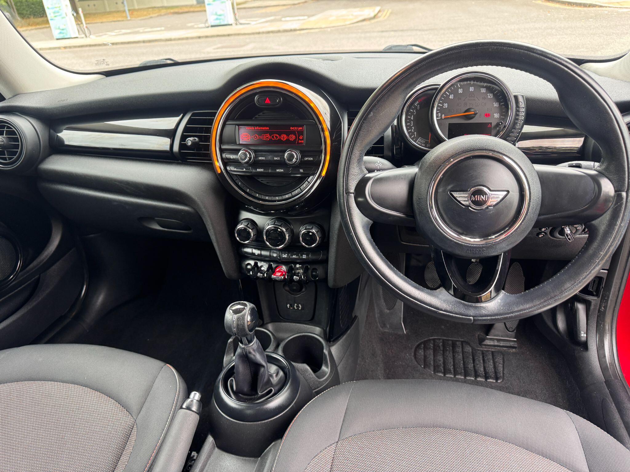 2015 MINI Hatch 1.2 One Euro 6 (s/s) 3dr • 114,000 miles image 12