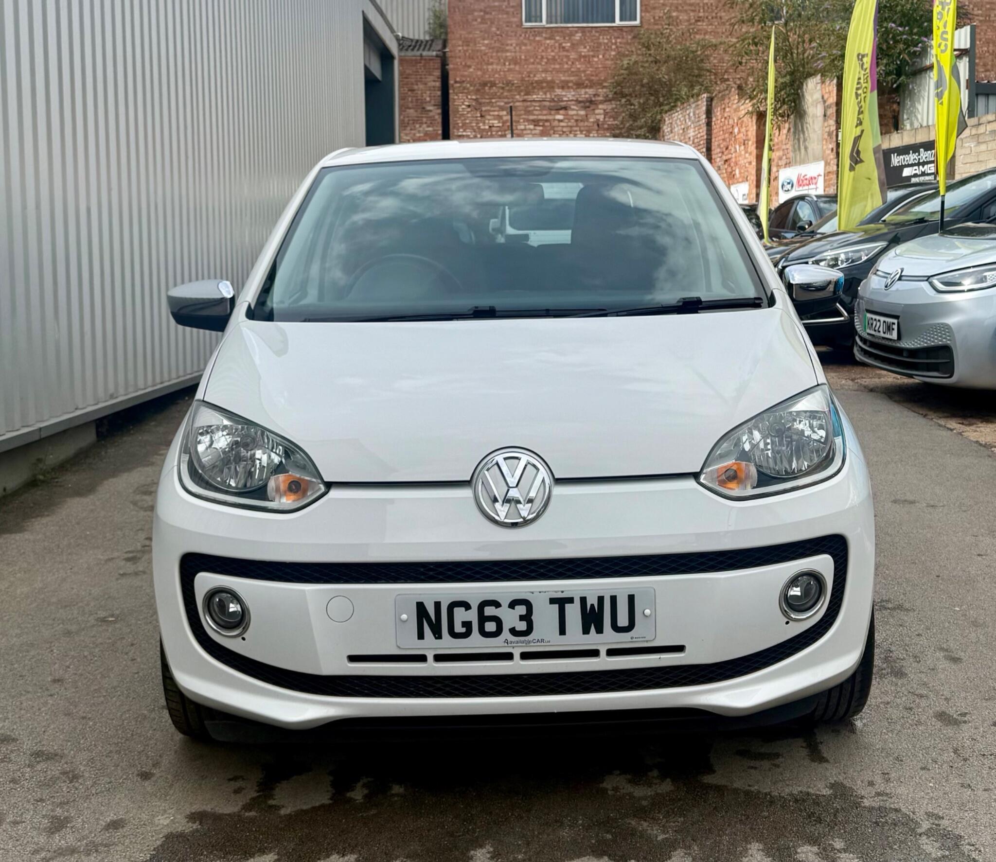 Volkswagen up! view 2