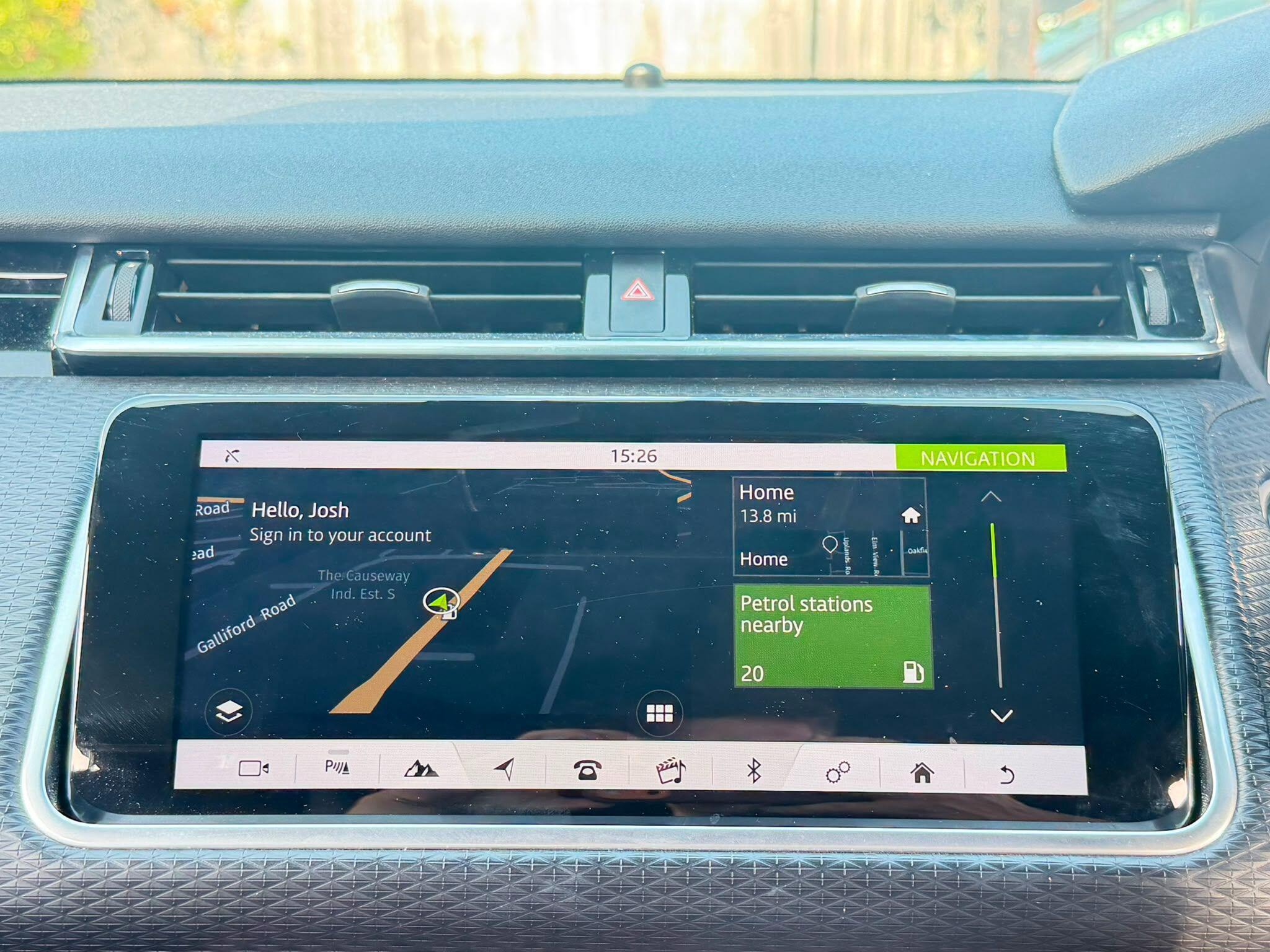 Land Rover Range Rover Velar view 29