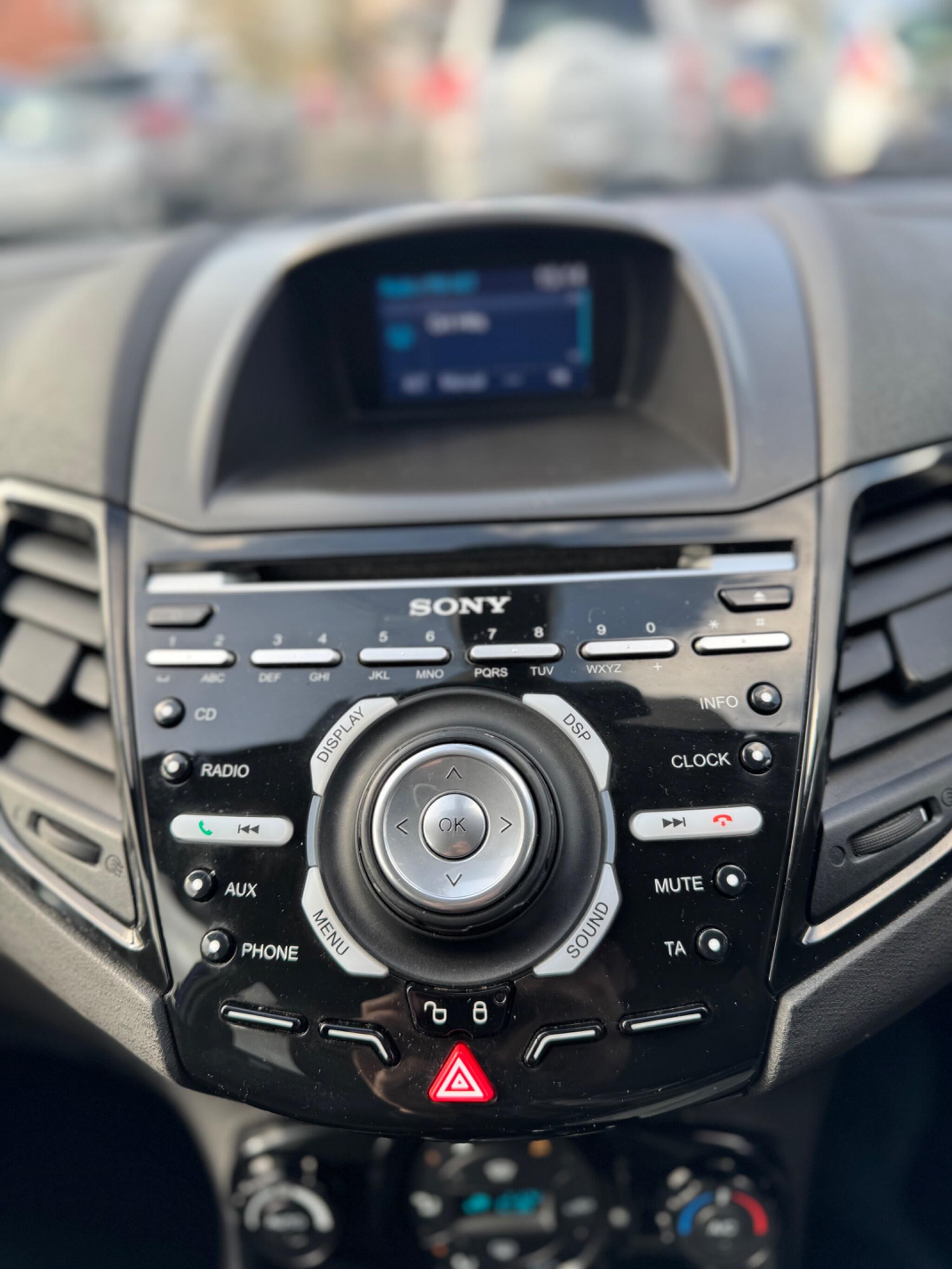 2015 Ford Fiesta 1.6 Titanium Powershift Euro 6 5dr image 57