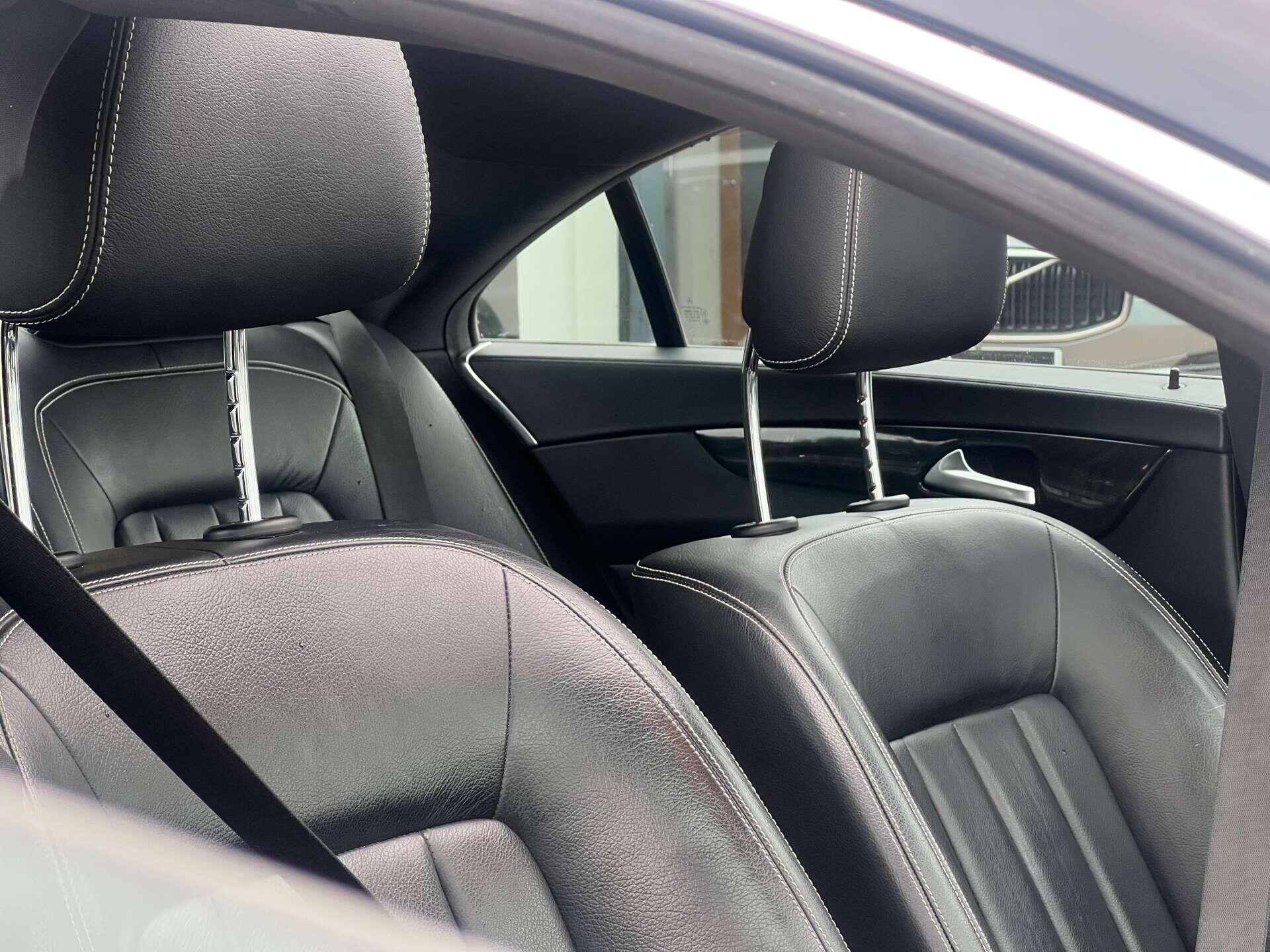 Mercedes-Benz CLS view 20