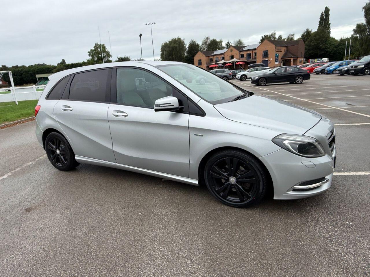 Mercedes-Benz B Class view 19