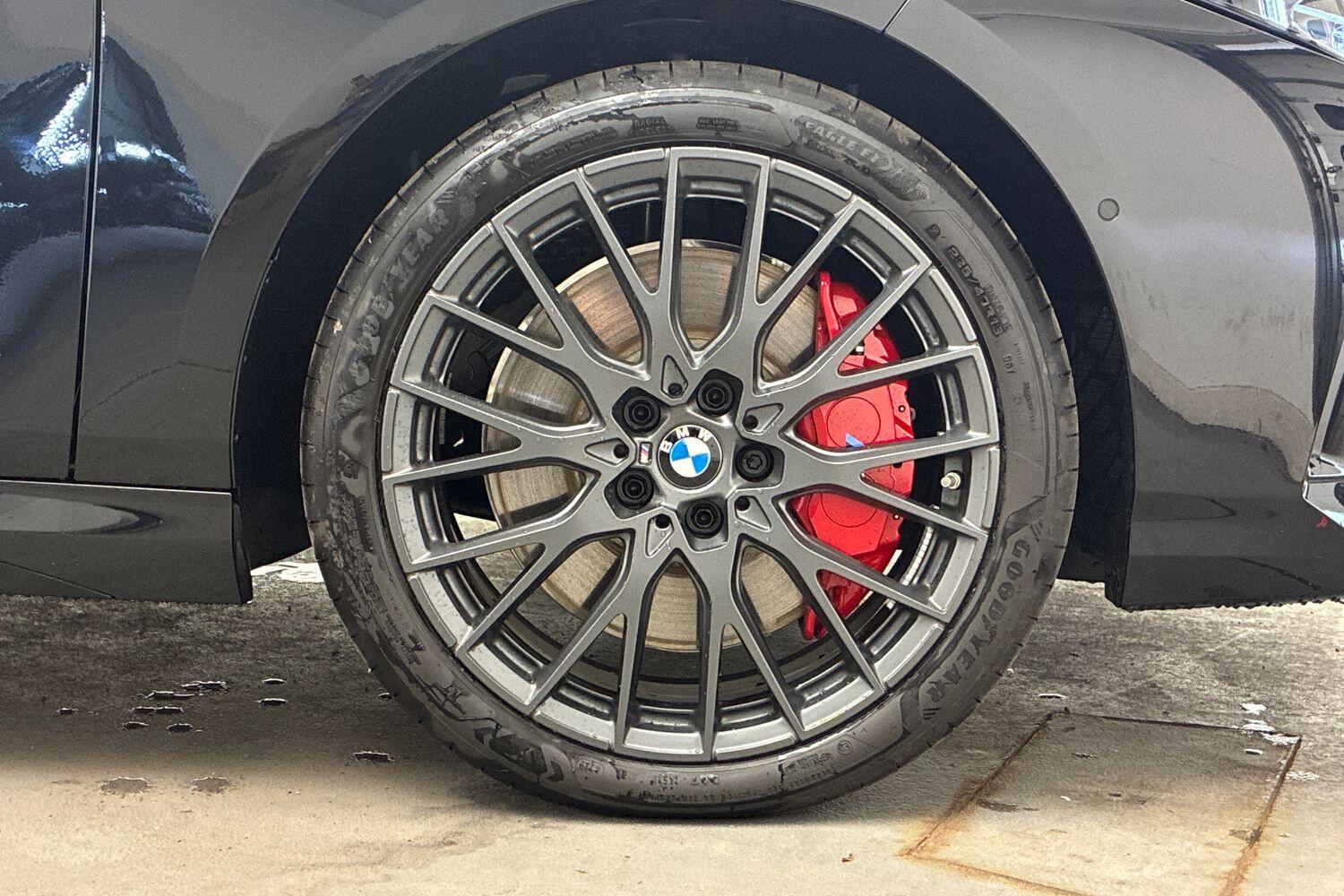 BMW 1 Series view 15