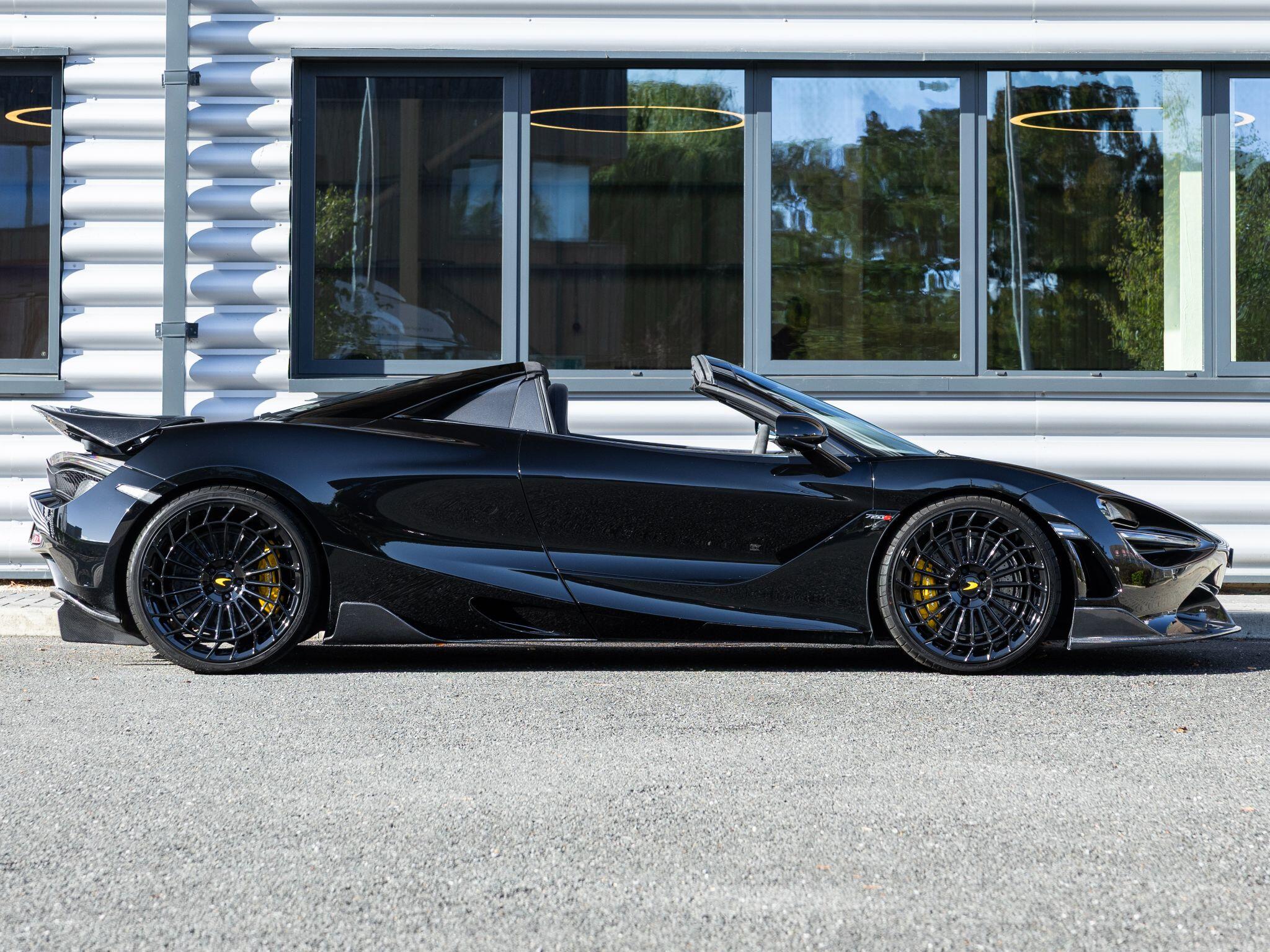 Mclaren 720s view 2