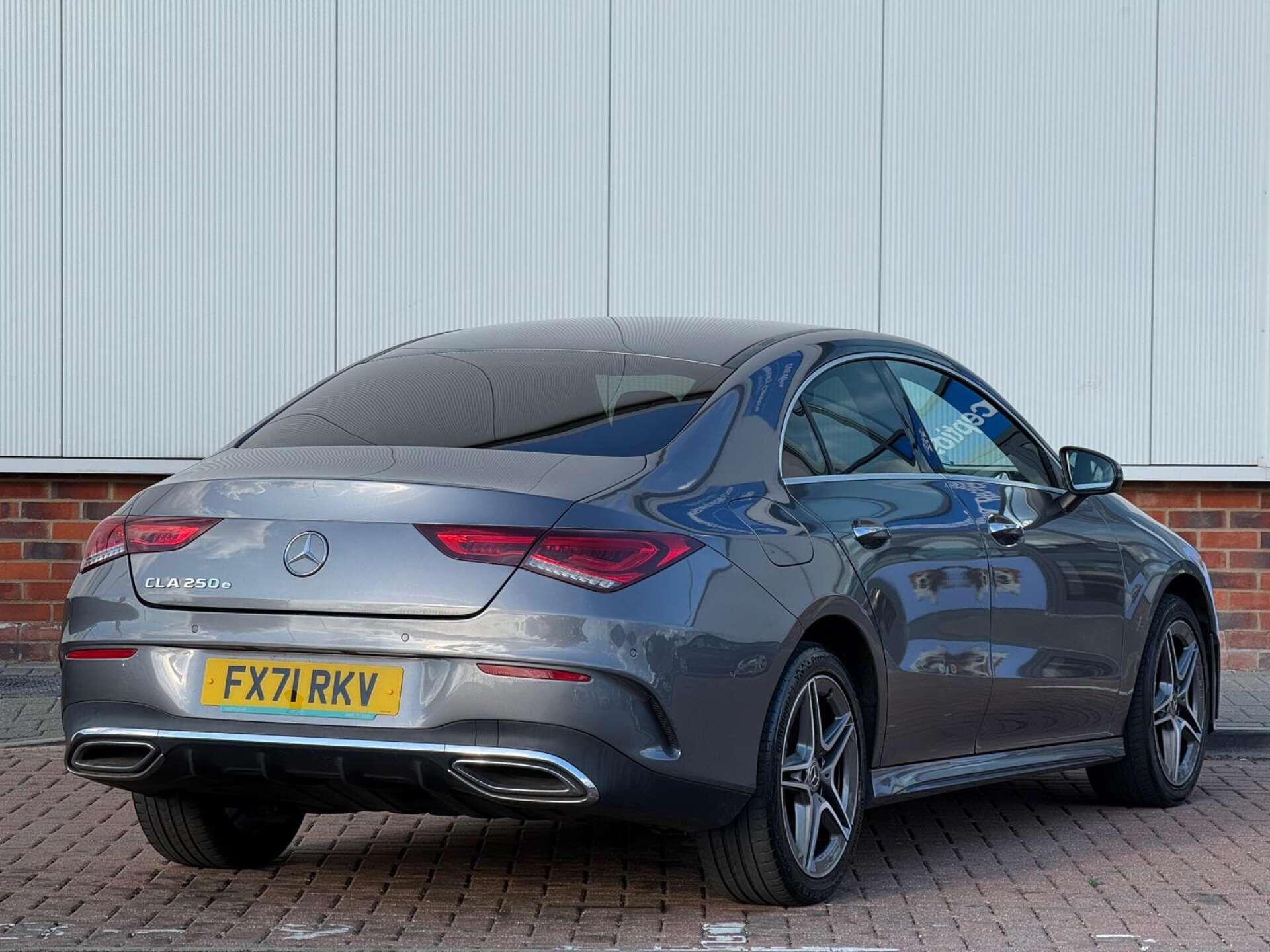 Mercedes-Benz Cla view 6