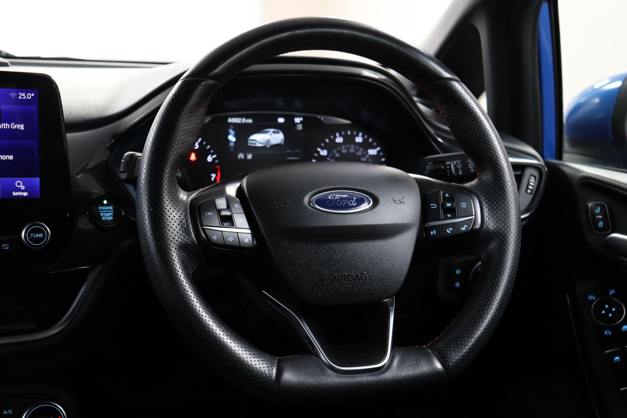 Ford Fiesta view 46