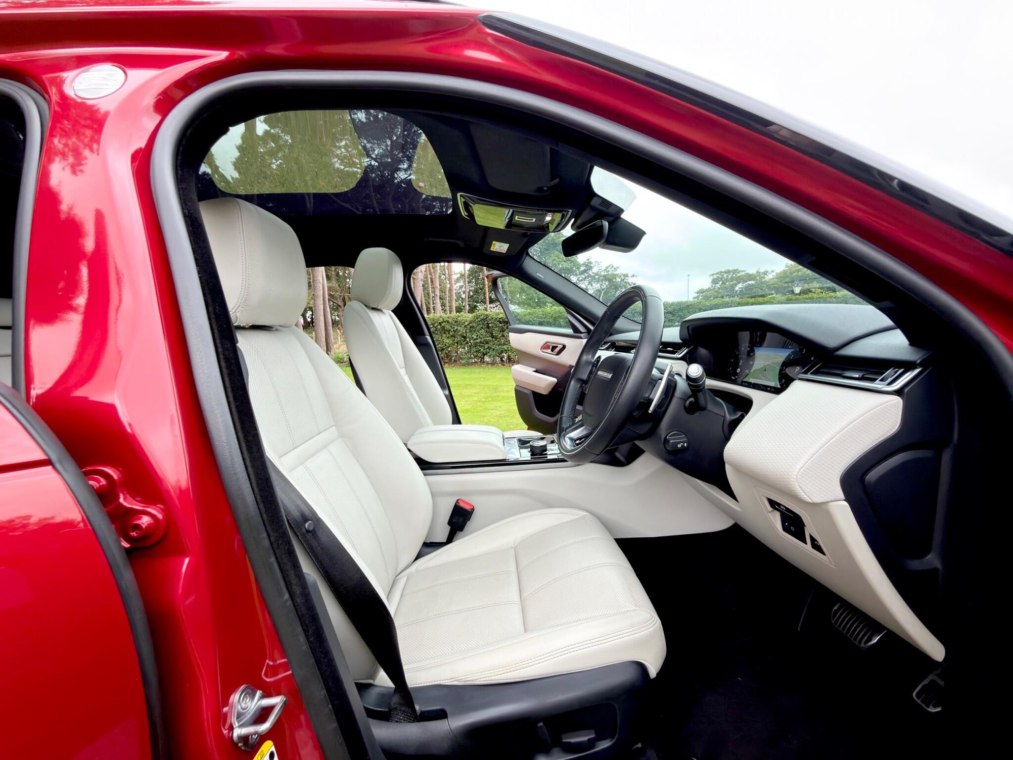 Land Rover Range Rover Velar view 21