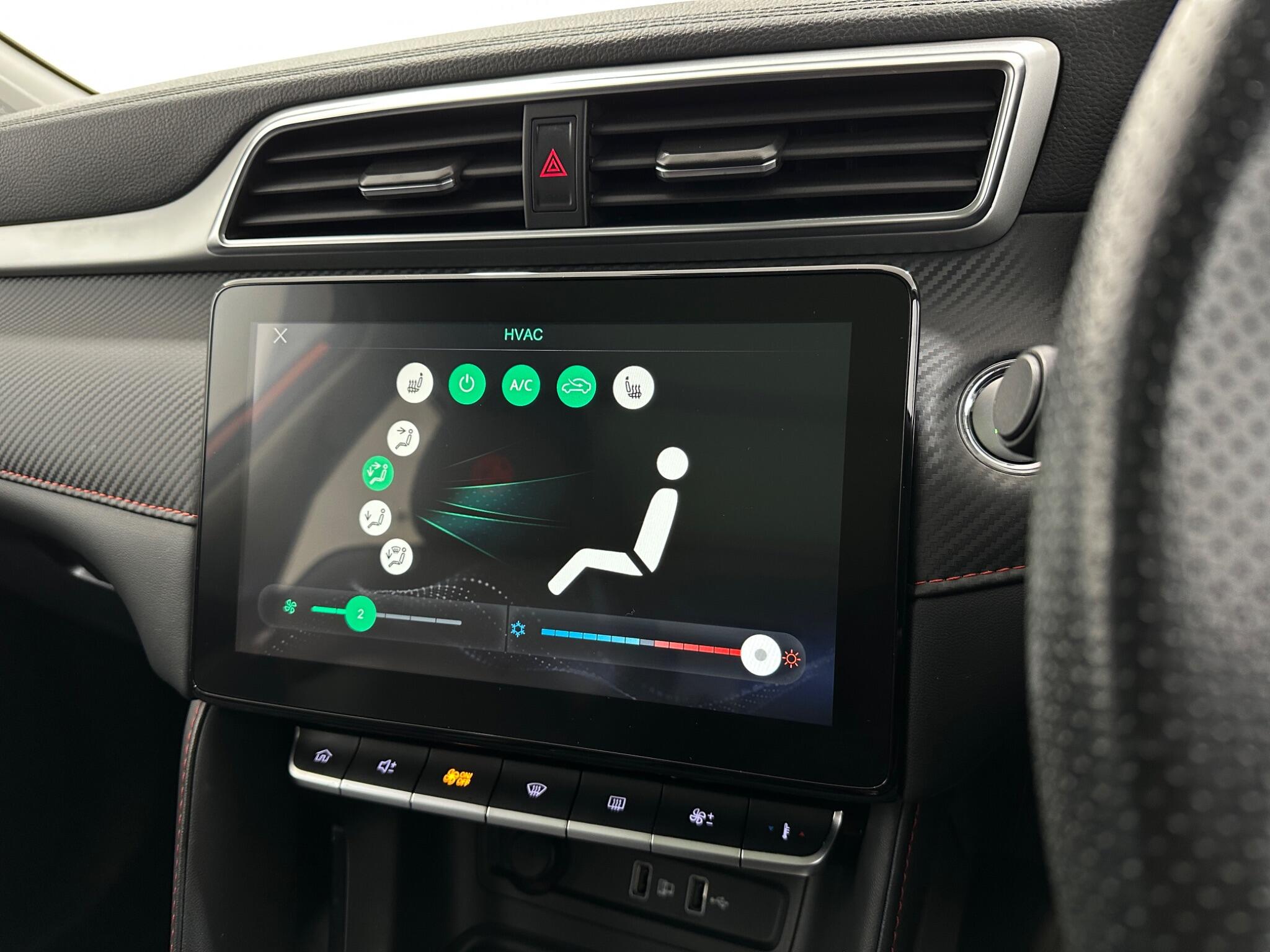 MG ZS view 24