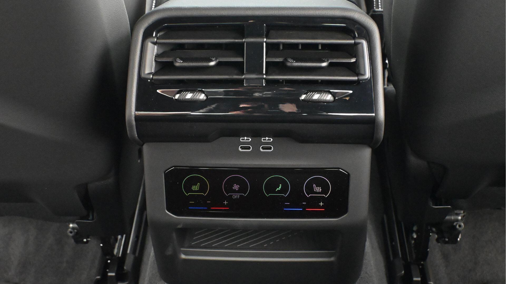 BMW M5 view 29