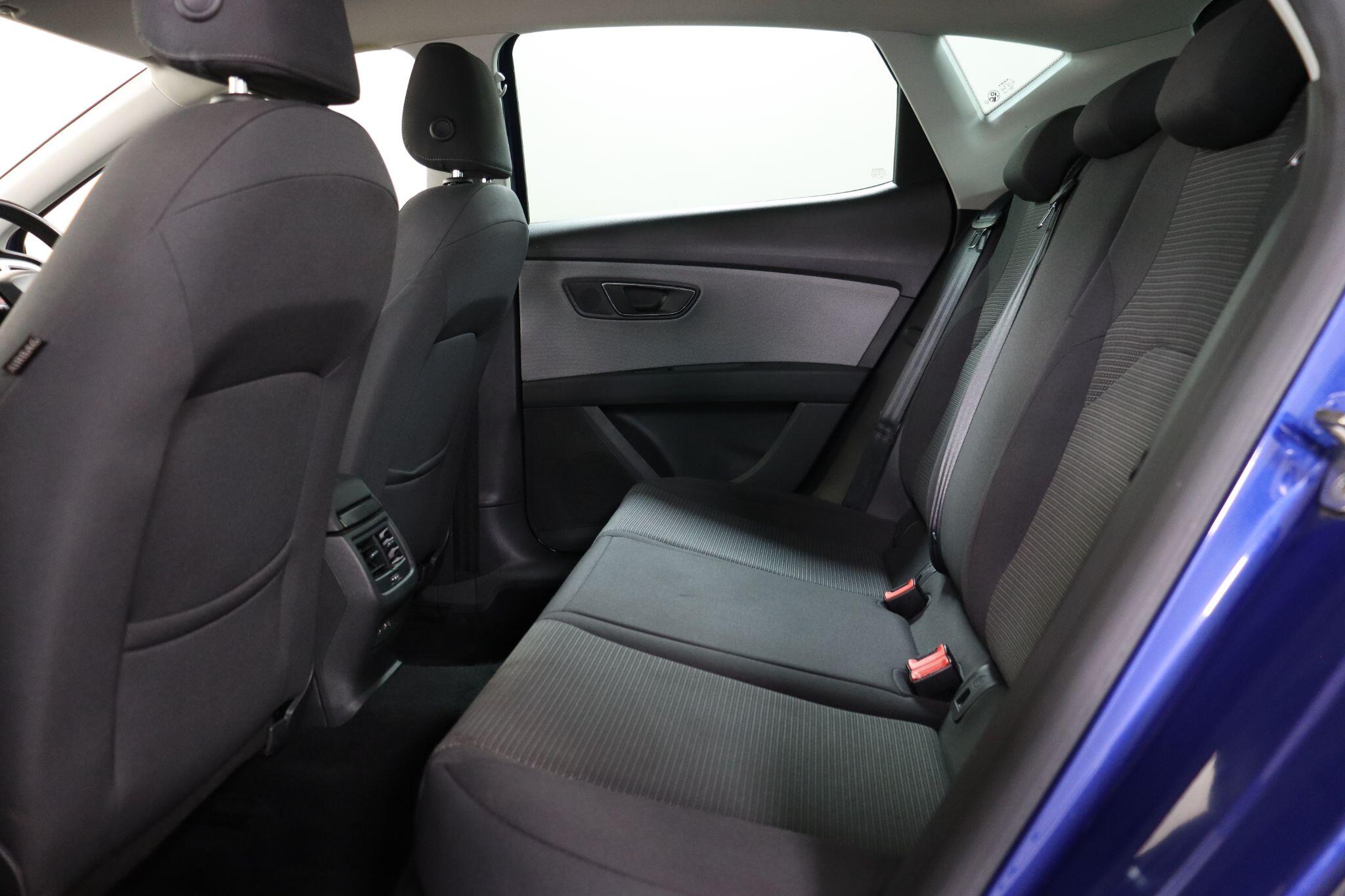 SEAT Leon view 42