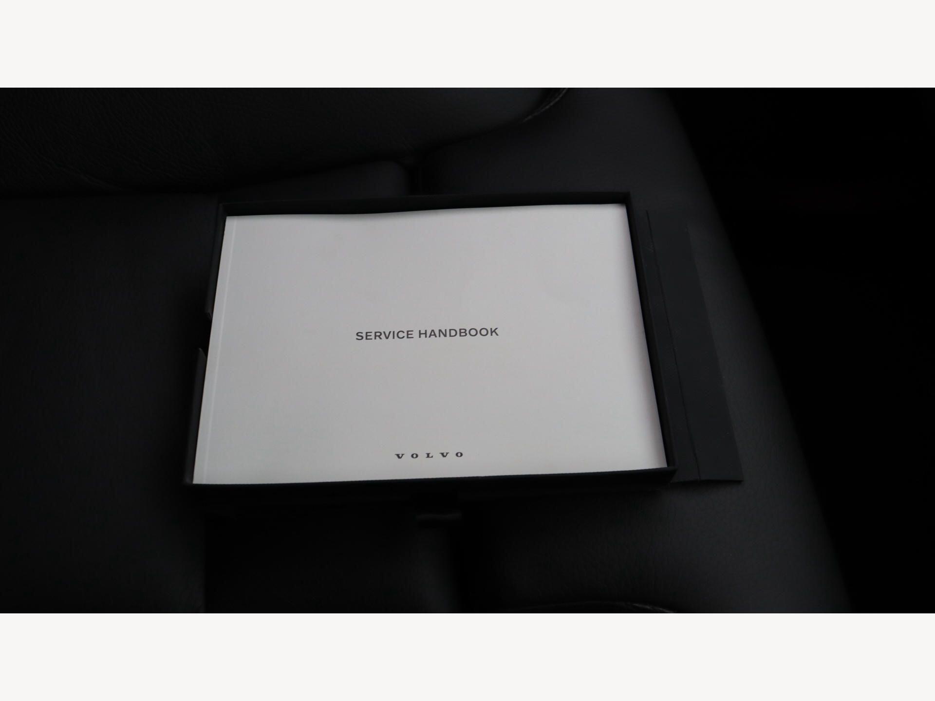 Volvo XC60 view 17