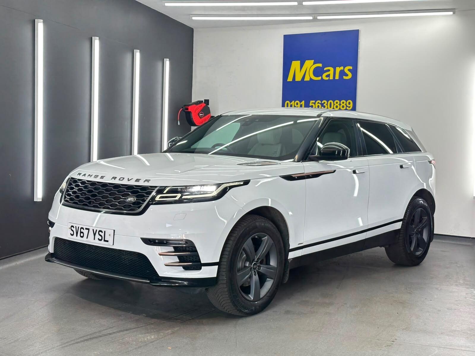 Land Rover Range Rover Velar view 3