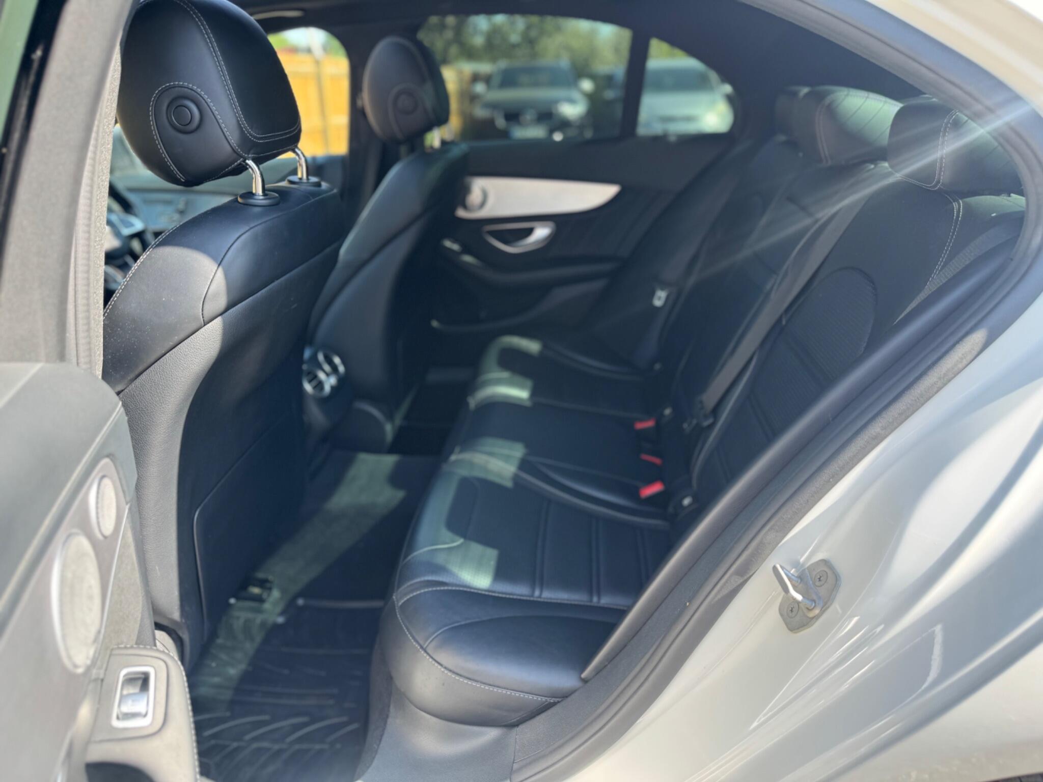 Mercedes-Benz C-Class view 25