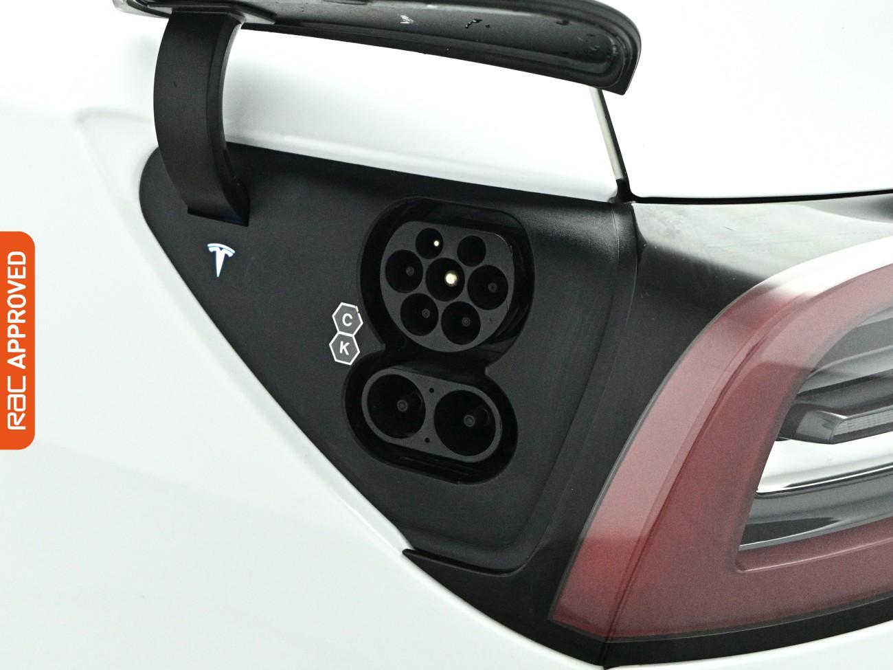 Tesla Model Y view 25
