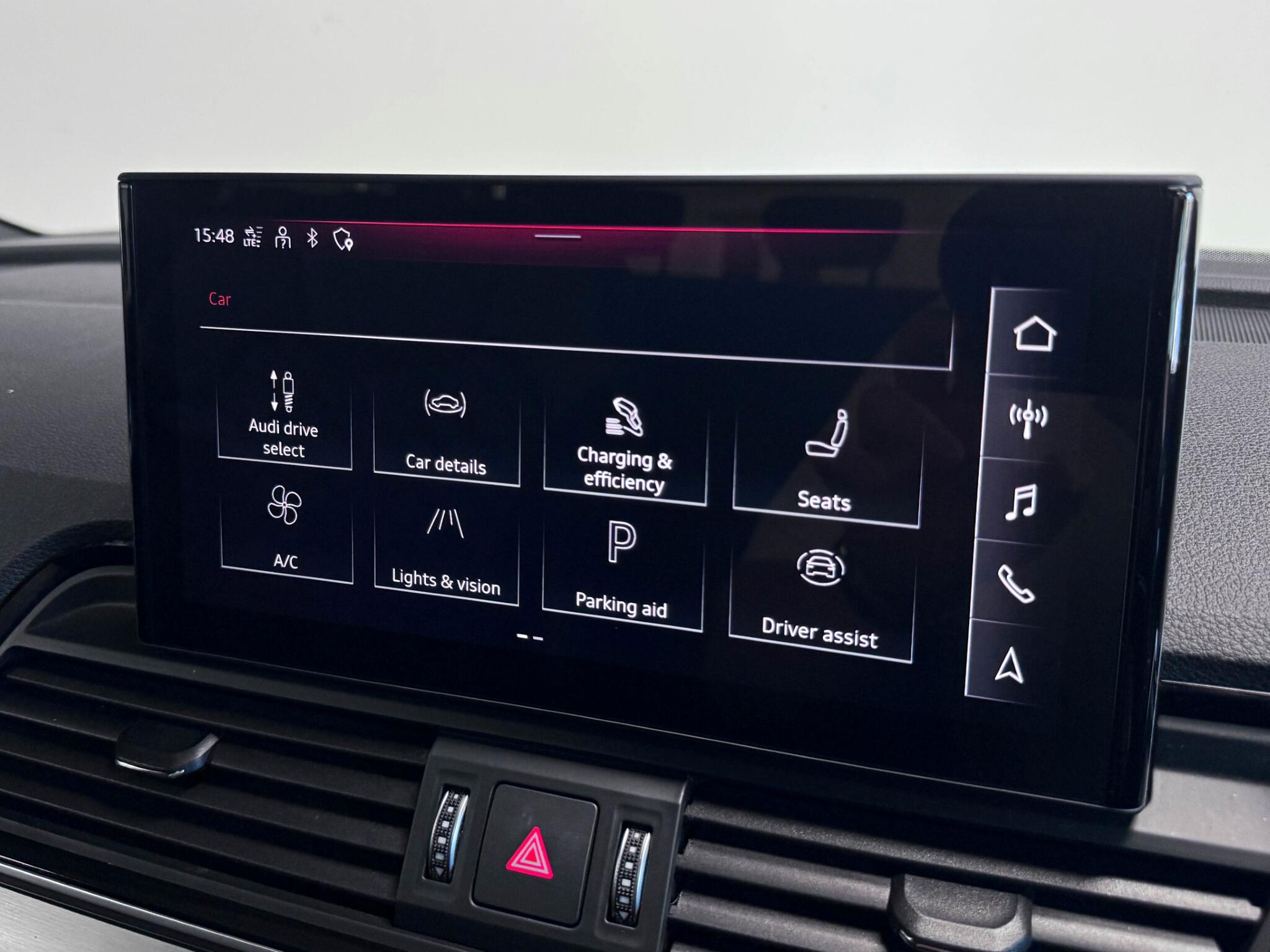 Audi Q5 view 44