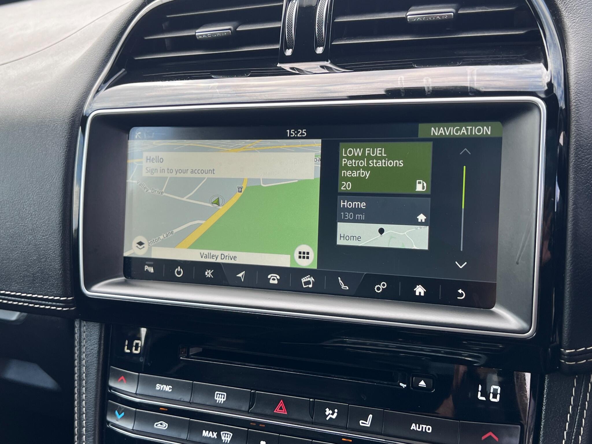 Jaguar F-Pace view 24