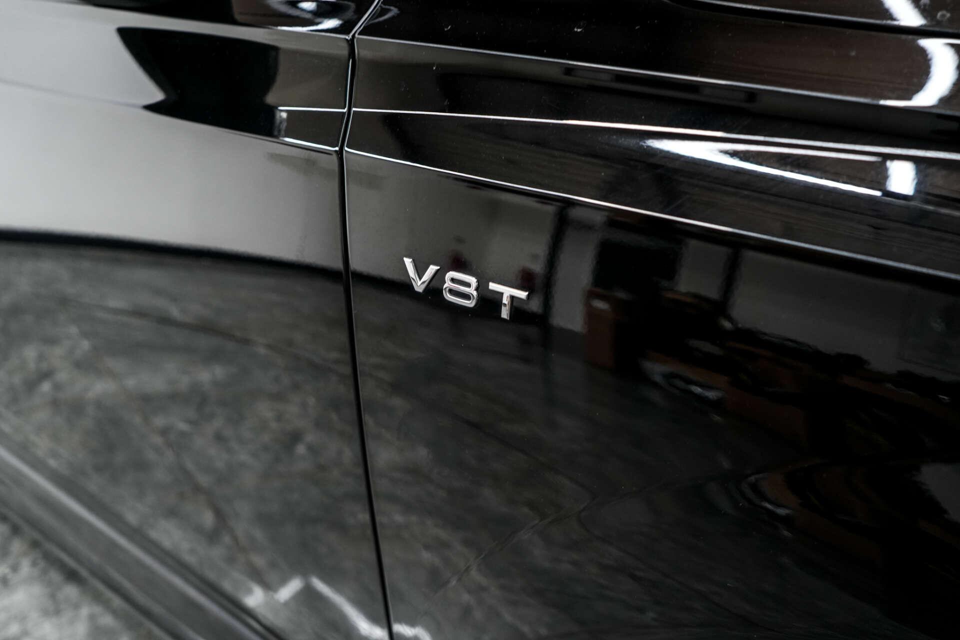Audi SQ7 view 8