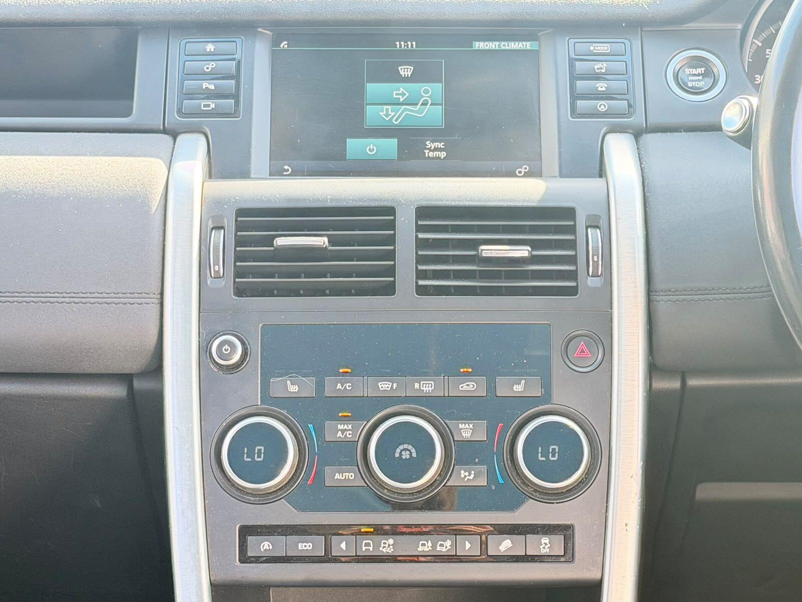 Land Rover Discovery Sport view 27