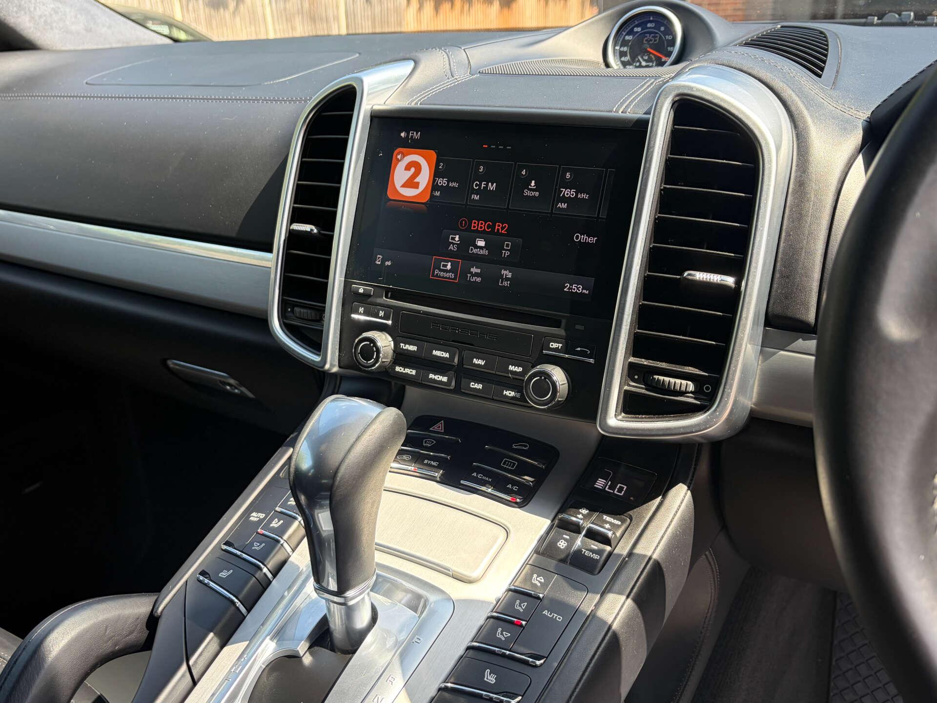 Porsche Cayenne view 20