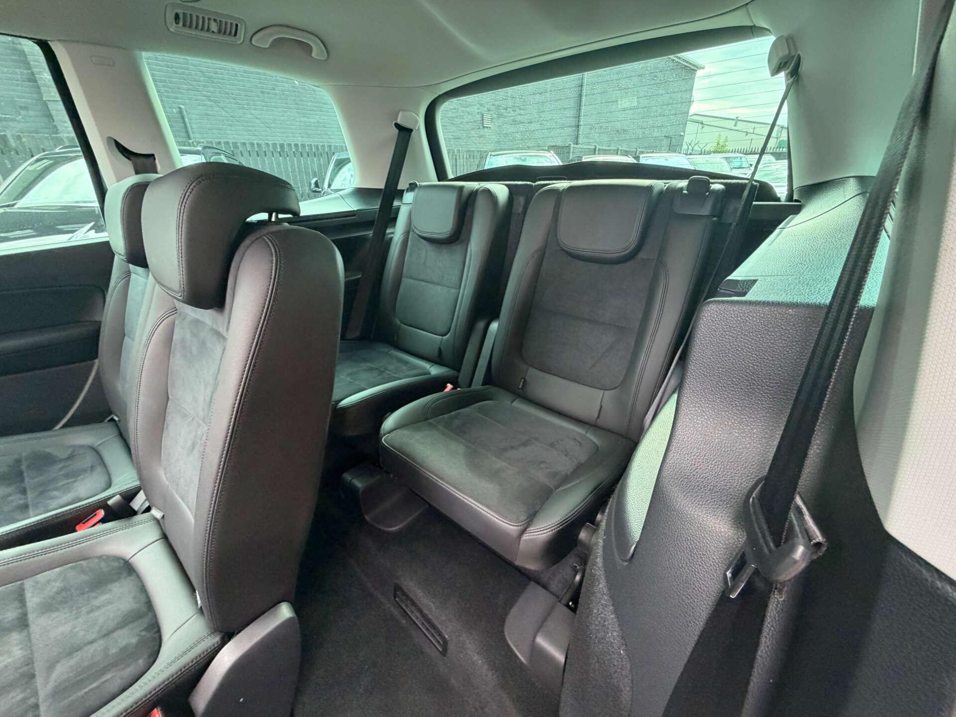 Volkswagen Sharan view 15