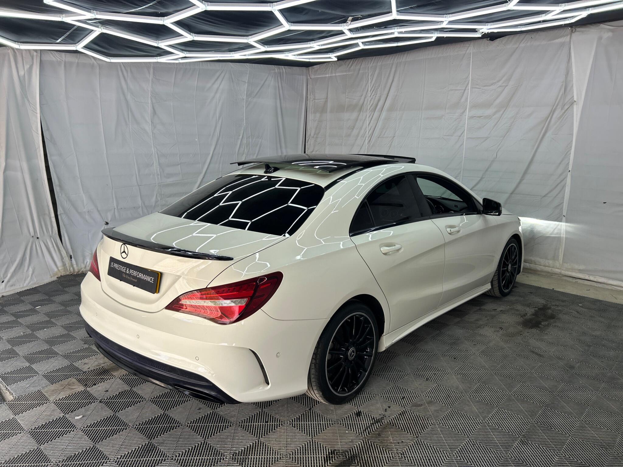 Mercedes-Benz Cla view 9