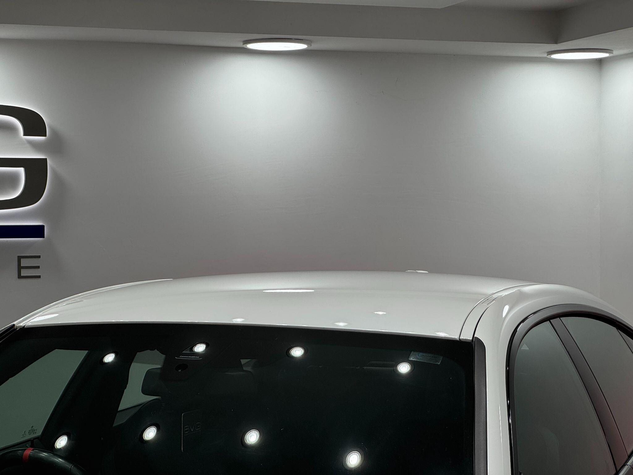 BMW I4 view 14