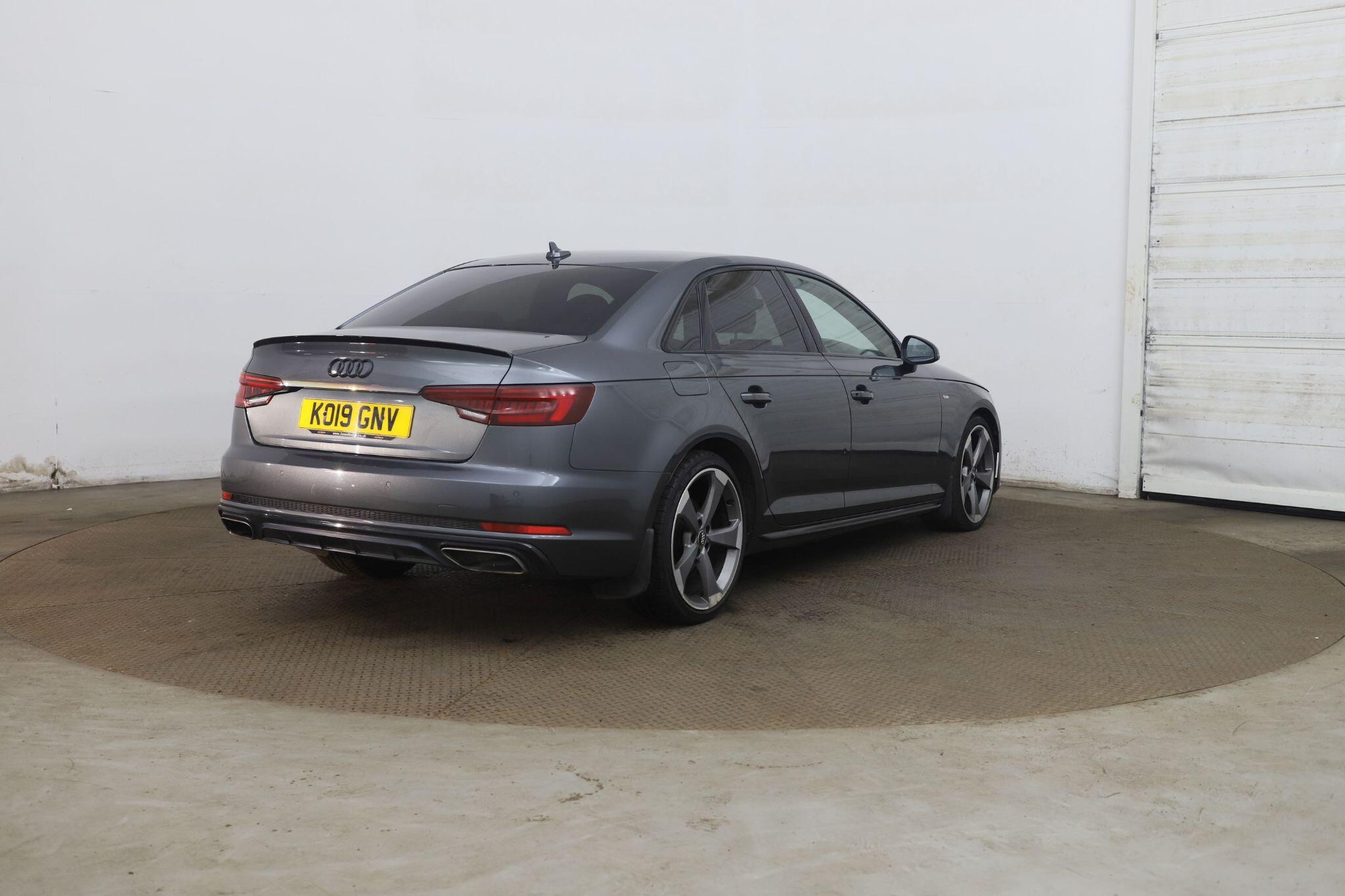 Audi A4 view 6