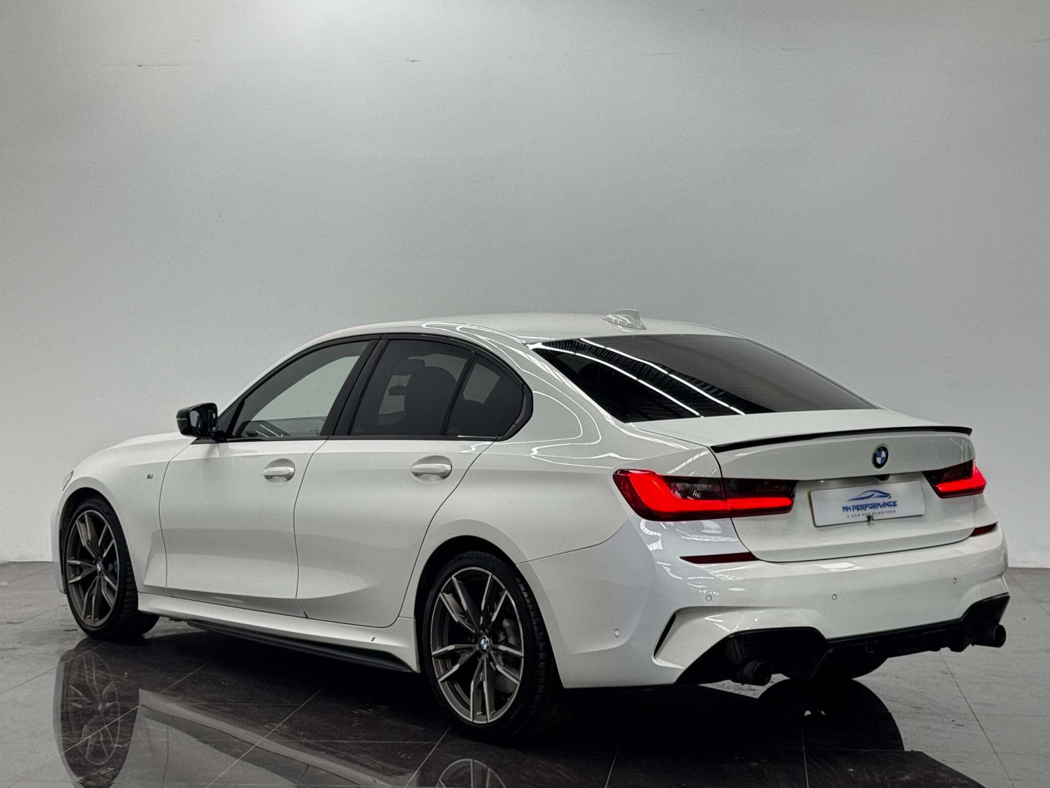 BMW 3 Series view 74