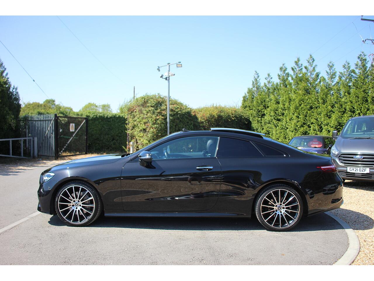 Mercedes-Benz E Class view 7