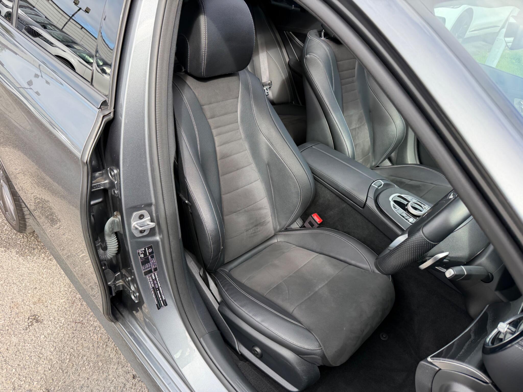 Mercedes-Benz E-Class view 19