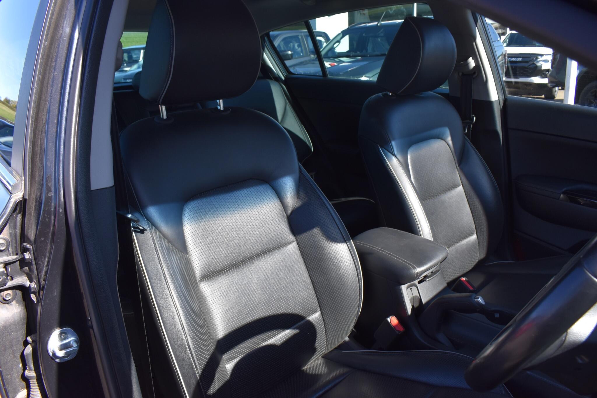 Sportage - 1.7 CRDi 3 Euro 6 (s/s) 5dr - Image 19