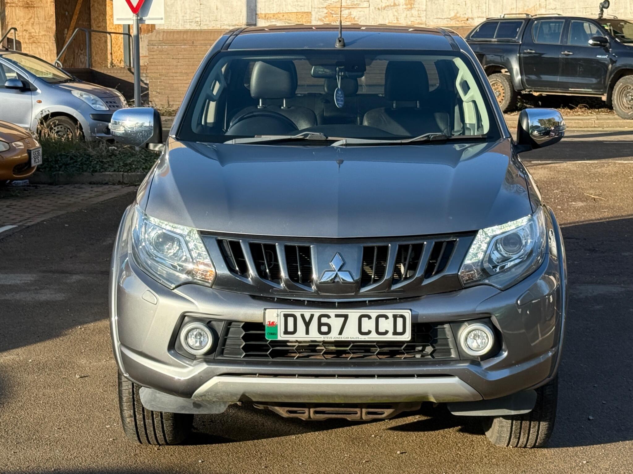 Mitsubishi L200 - Image 8