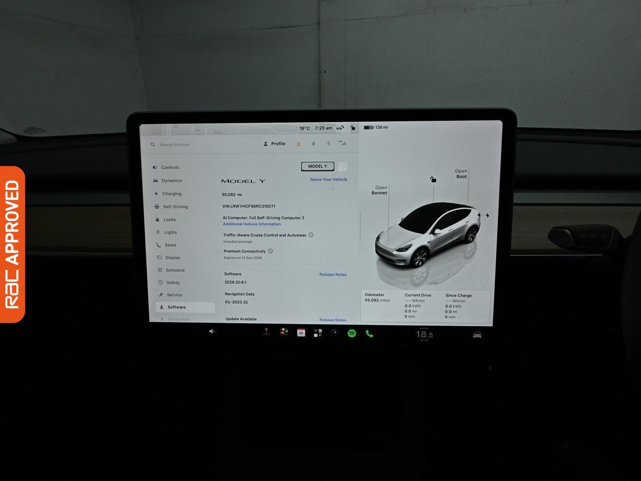 Tesla Model Y view 12
