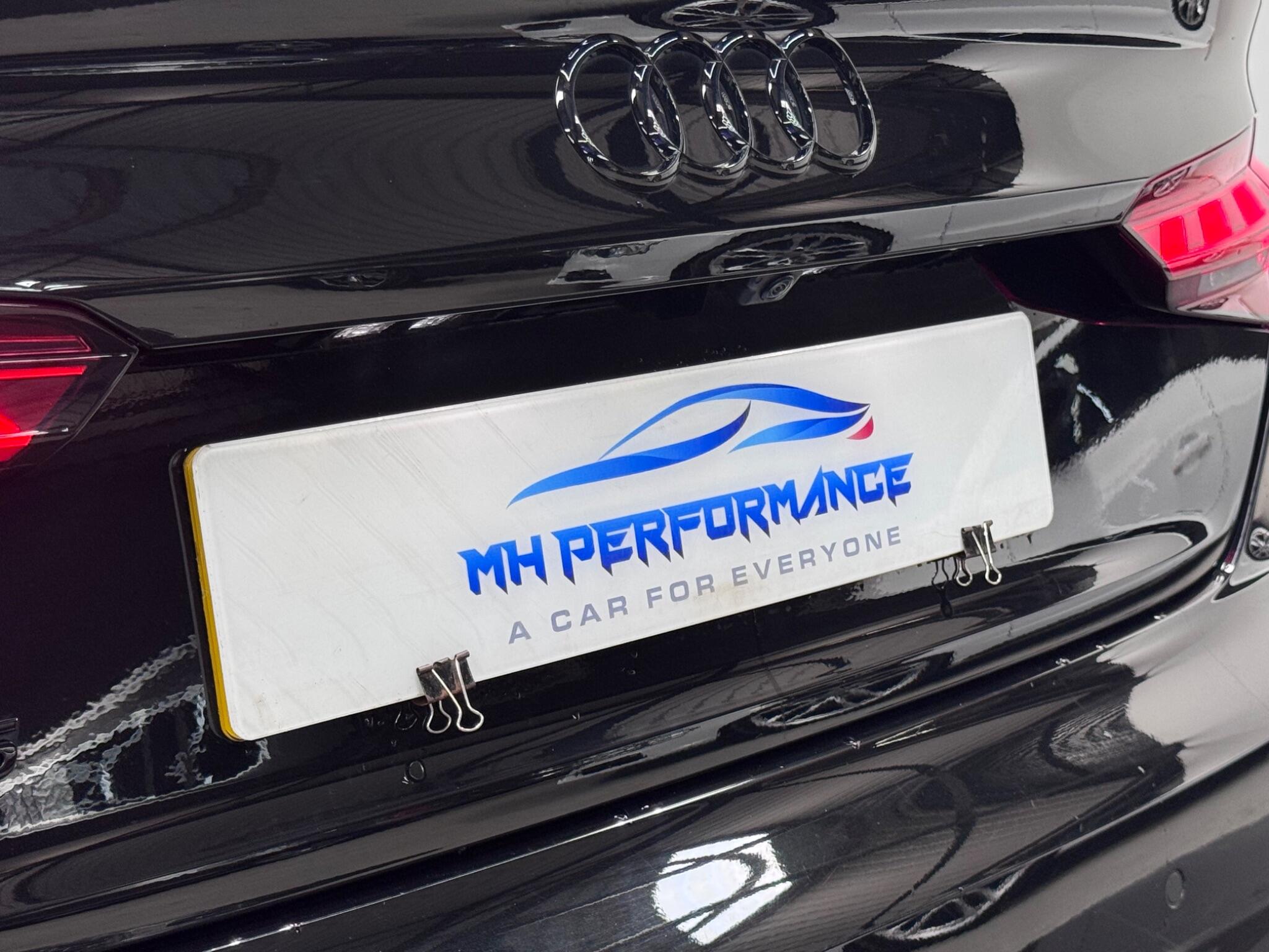 Audi RS5 view 22