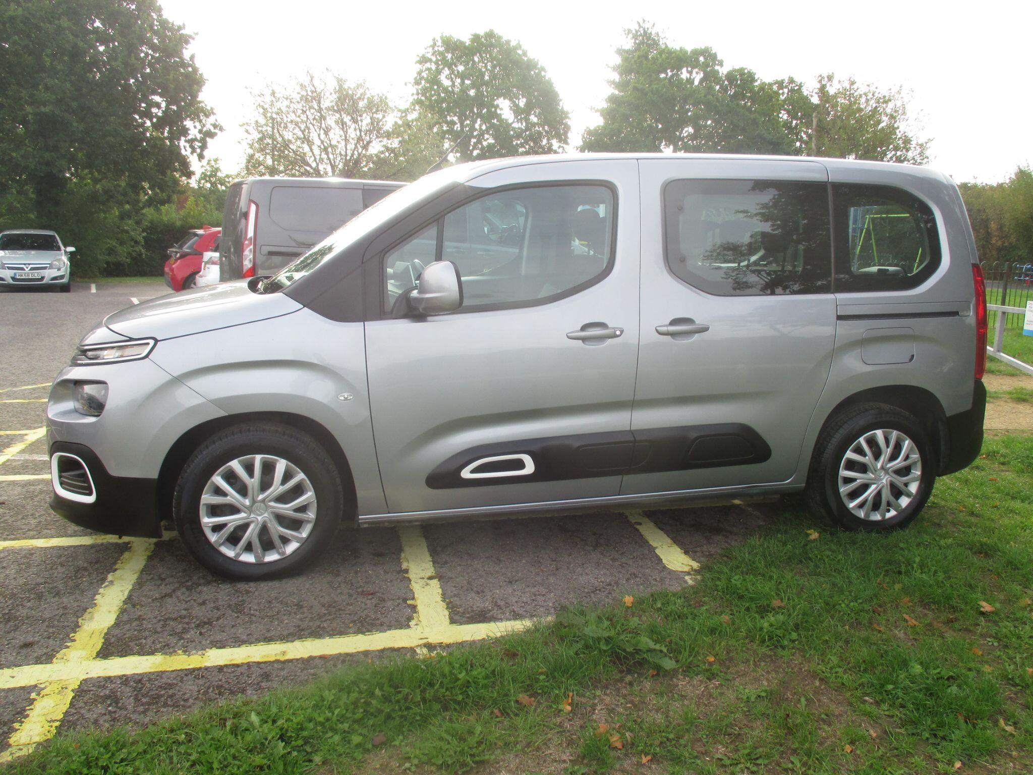 Citroen Berlingo view 17