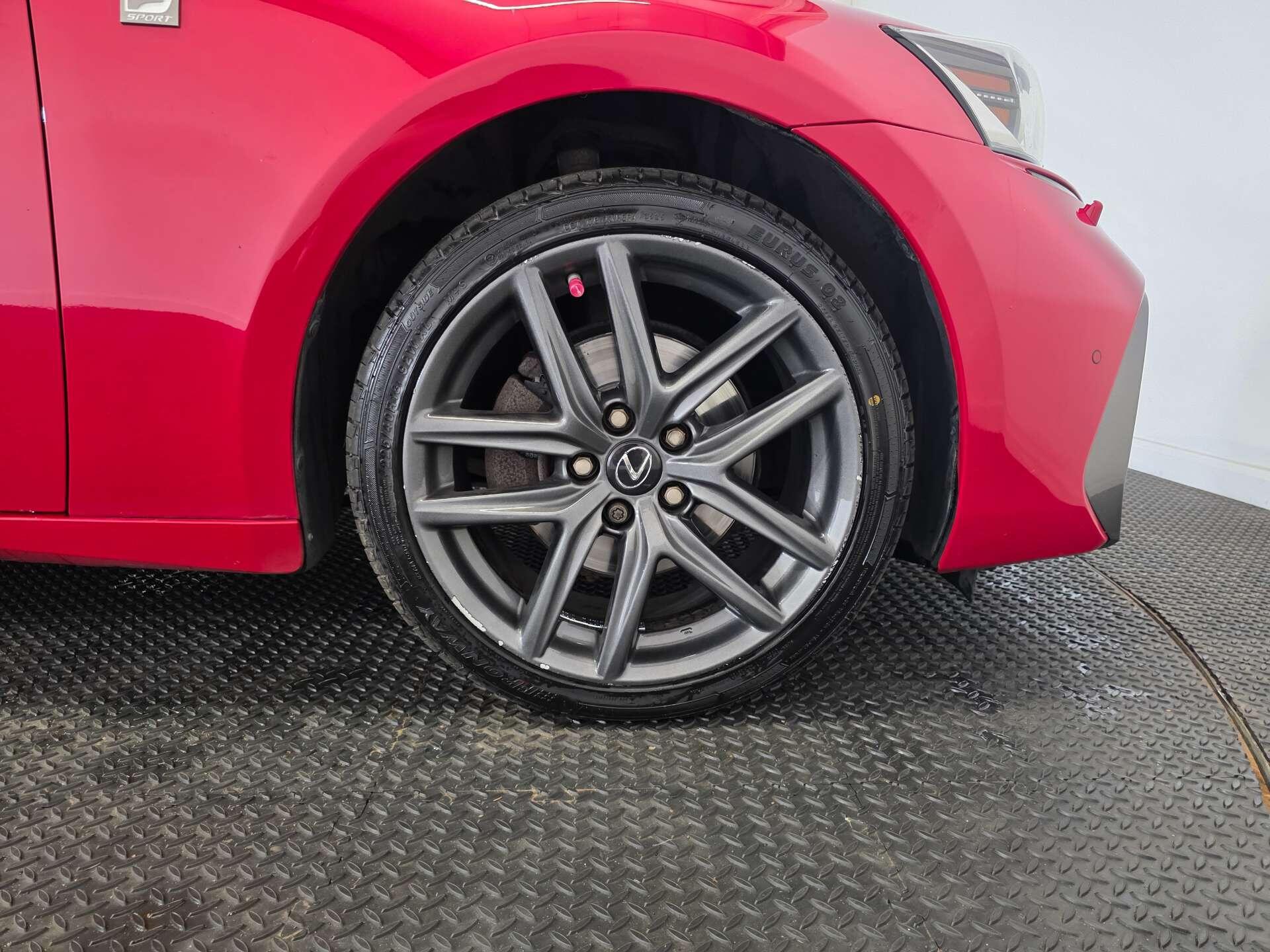 Lexus Is view 53