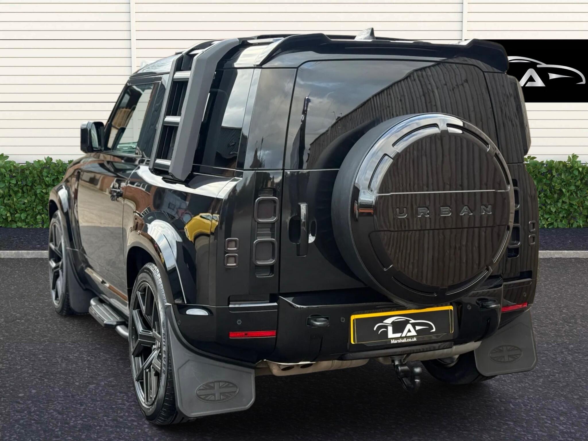 Land Rover Defender view 6