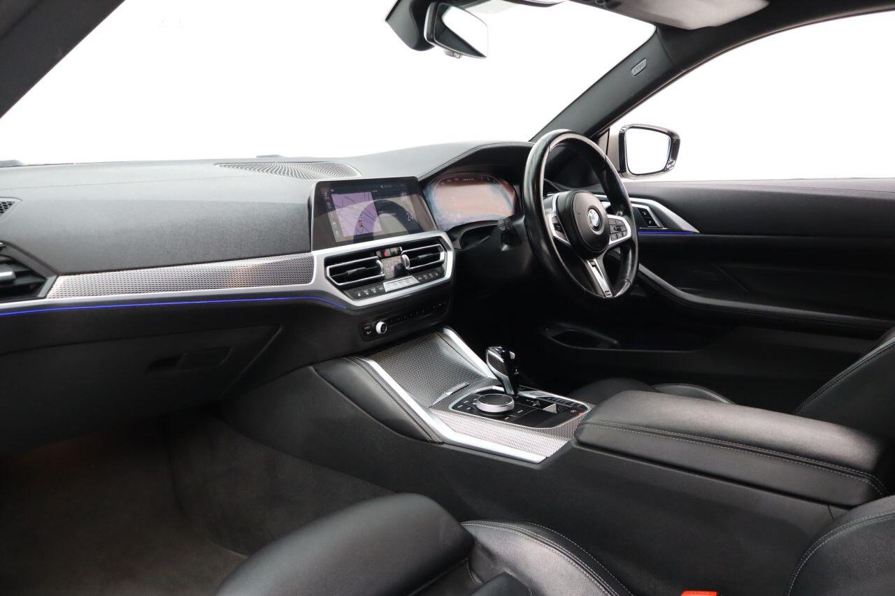 BMW 4 Series view 9
